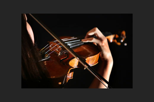 ,,Senosios ir romantinės muzikos atlikimas”